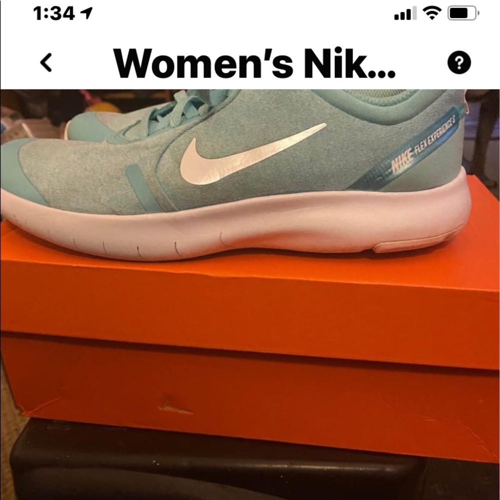 Women’s Nike size 7